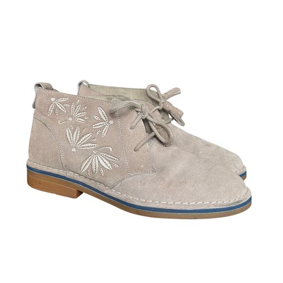 Hush Puppies Womens Cyra Catelyn Chukka Desert Boots Embroidered Size 8 1/2 - Picture 1 of 7